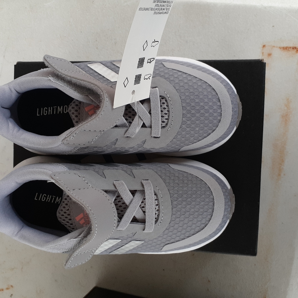 Children's shoes
